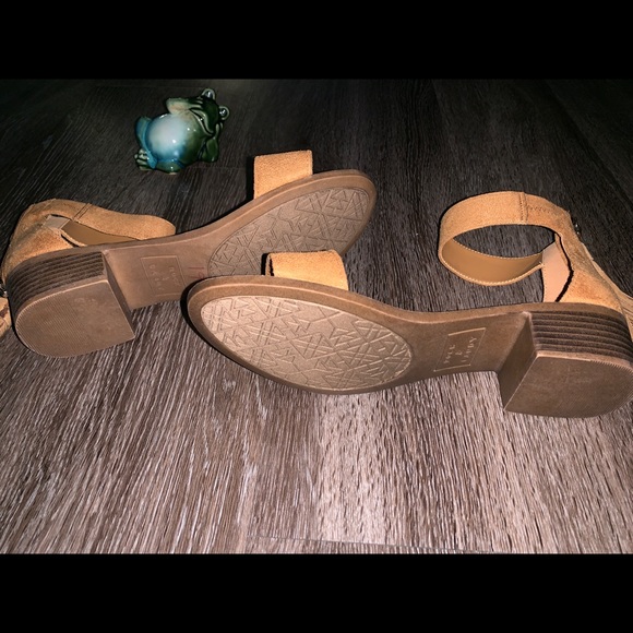 Brown suede Sandals - Picture 4 of 5